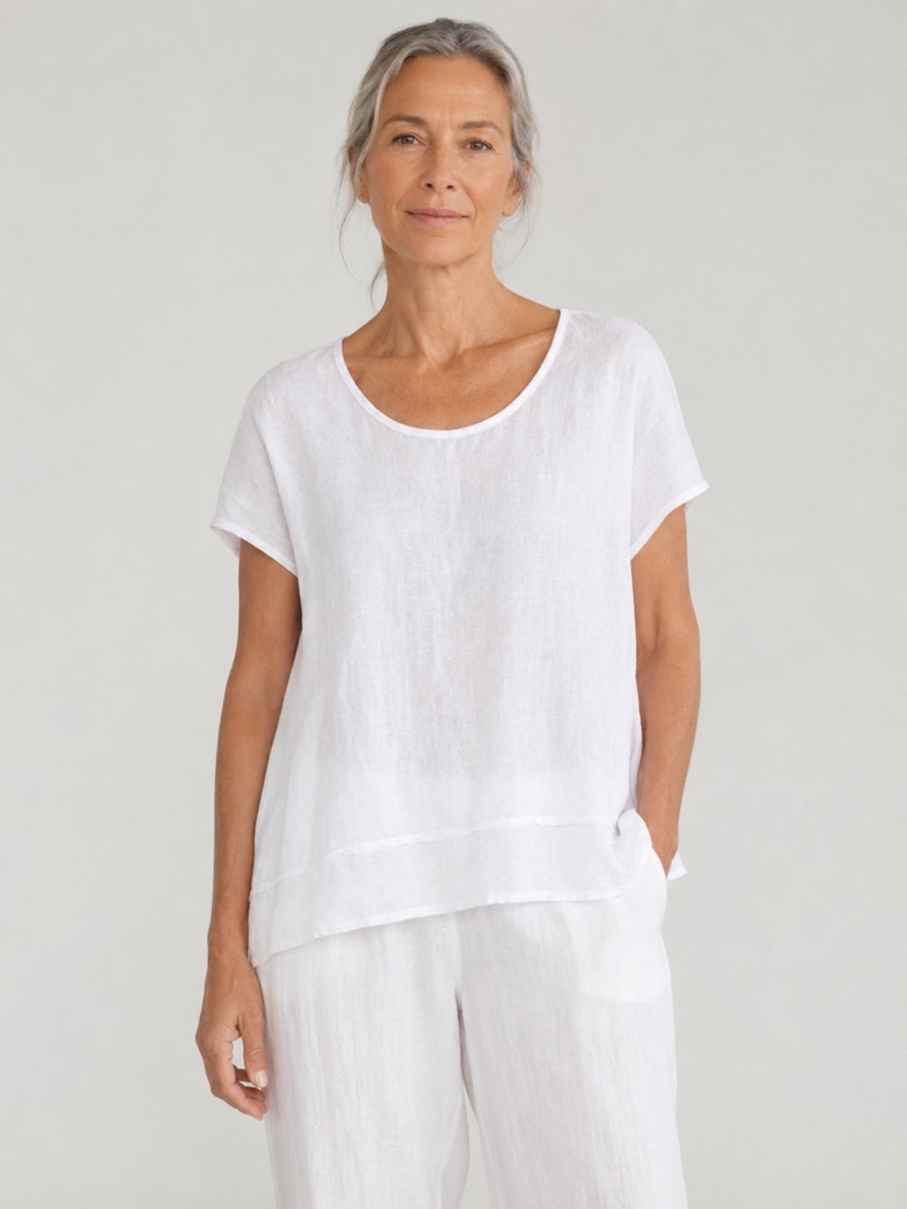 cut loose White Linen Short Sleeve Scoop Neck Top
